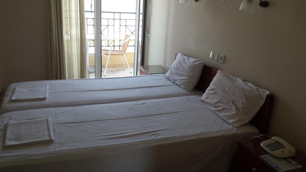 Dimitra Hotel Loutra Edipsou  Værelse billede